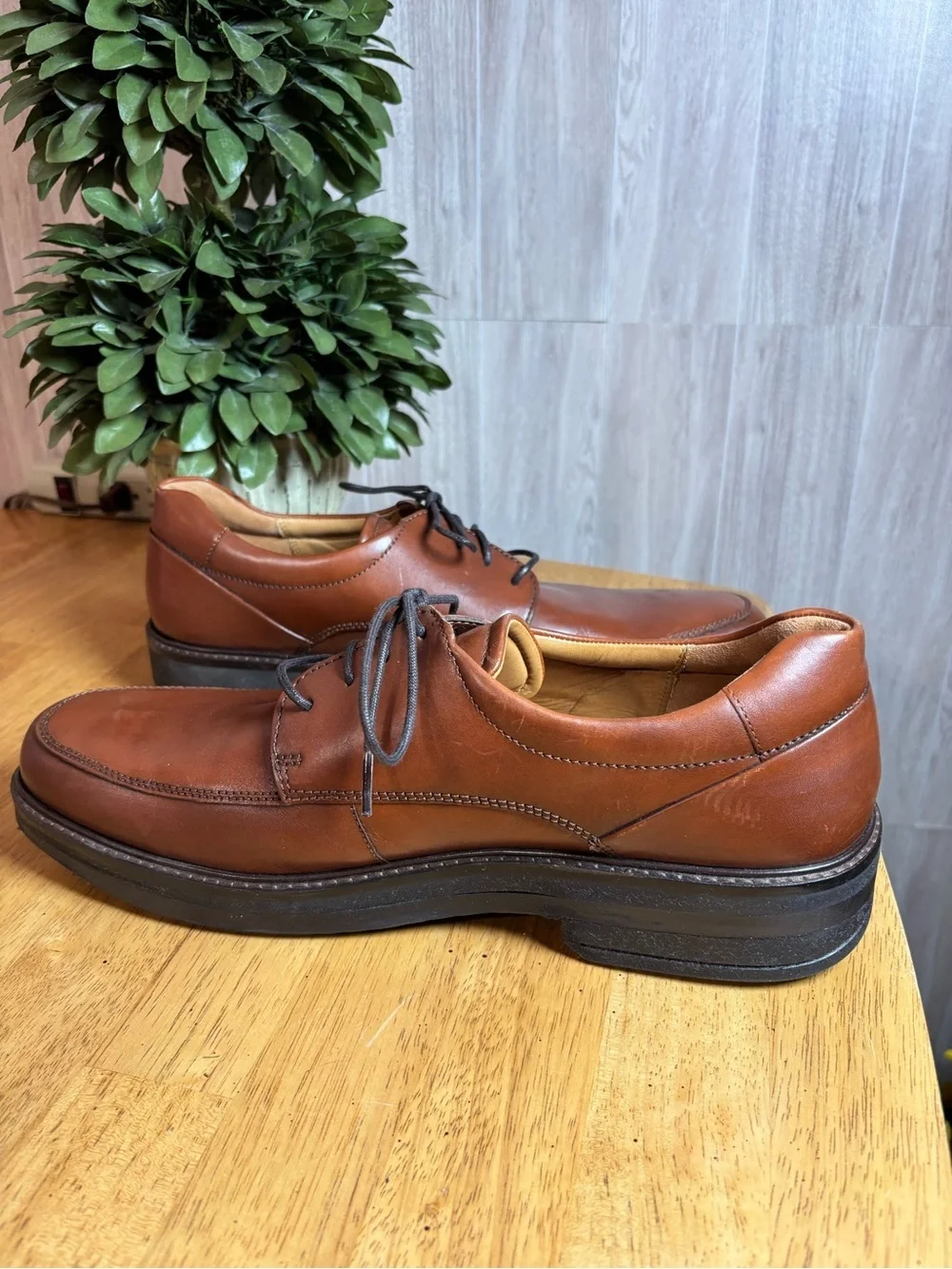 ECCO Seattle Men's Apron Toe Leather Oxford Shoes Brown Size 10 Excellent